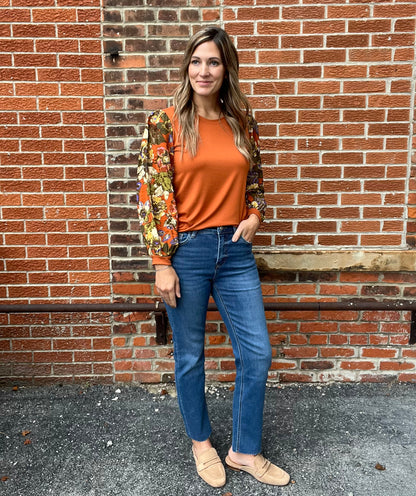 The Ariah Rust Orange Cuff Floral Sleeve Top