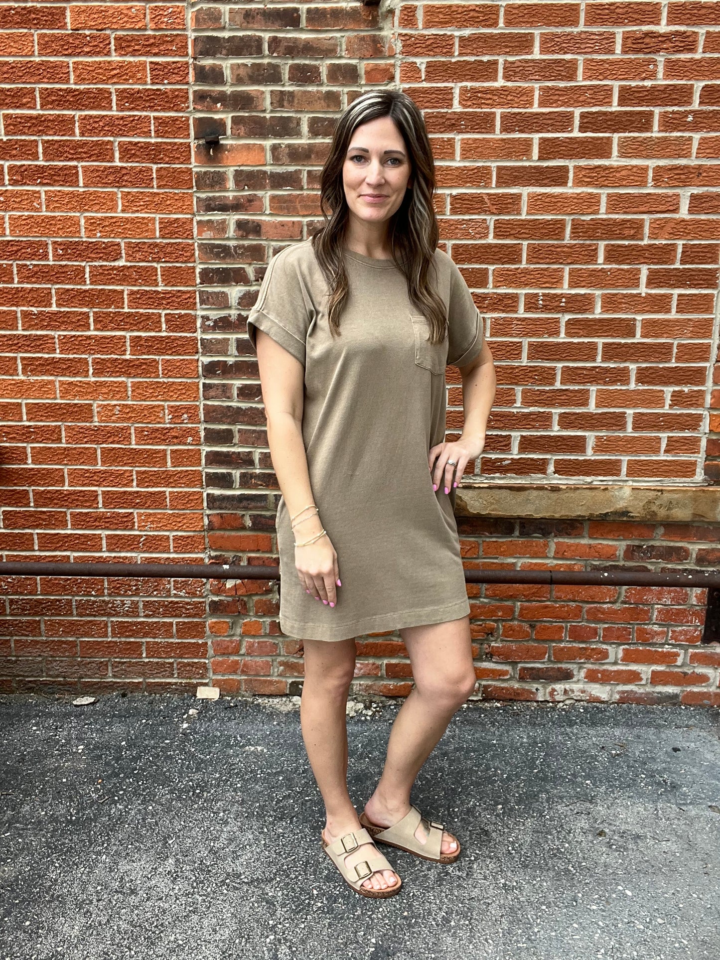 The Elara Relaxed Pocketed Dress