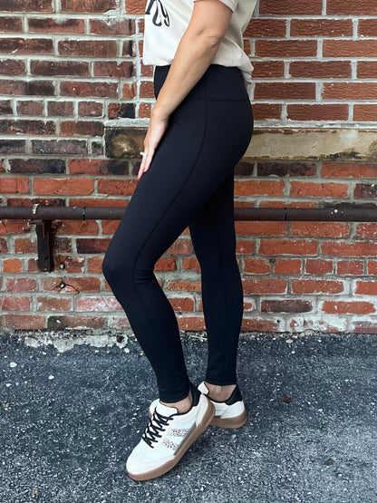 The Lumi Black Leggings