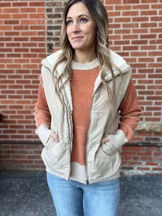 The Linen Puffer Vest