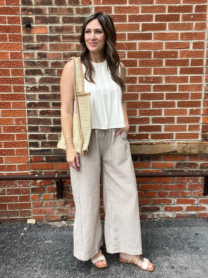 The Larsen Linen Cropped Pants