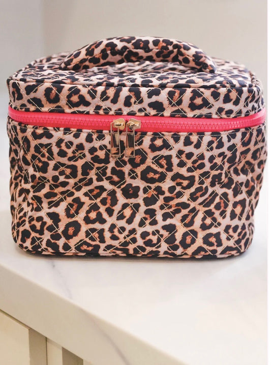 Jetsetter Quilted Zipper Bag