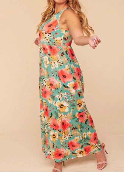The Tristen Curvy Floral Maxi